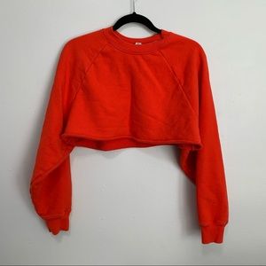 ALO Yoga Cropped Sweatshirt in Bright Red-Orange